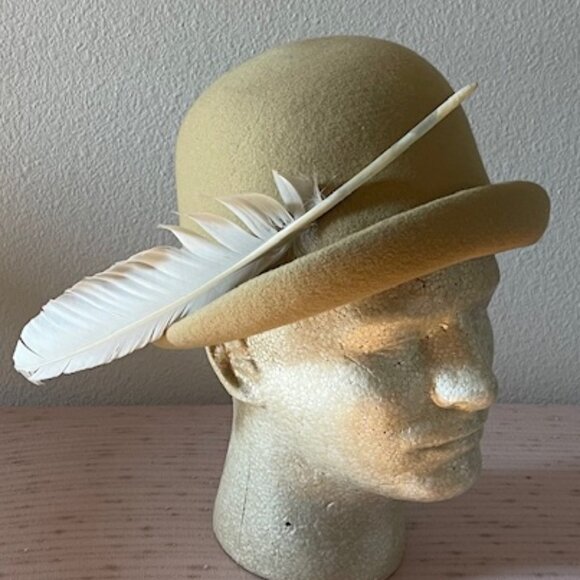 Vintage Oscar de la Renta Tan Feathered Felted Wool Hat 1960s - 7 1/2 inches main image 7